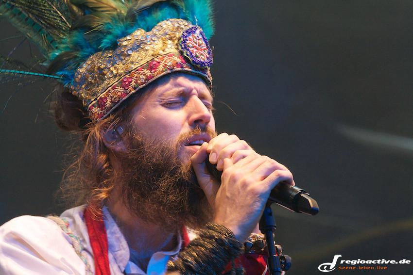 Crystal Fighters (live beim Berlin Festival 2014)