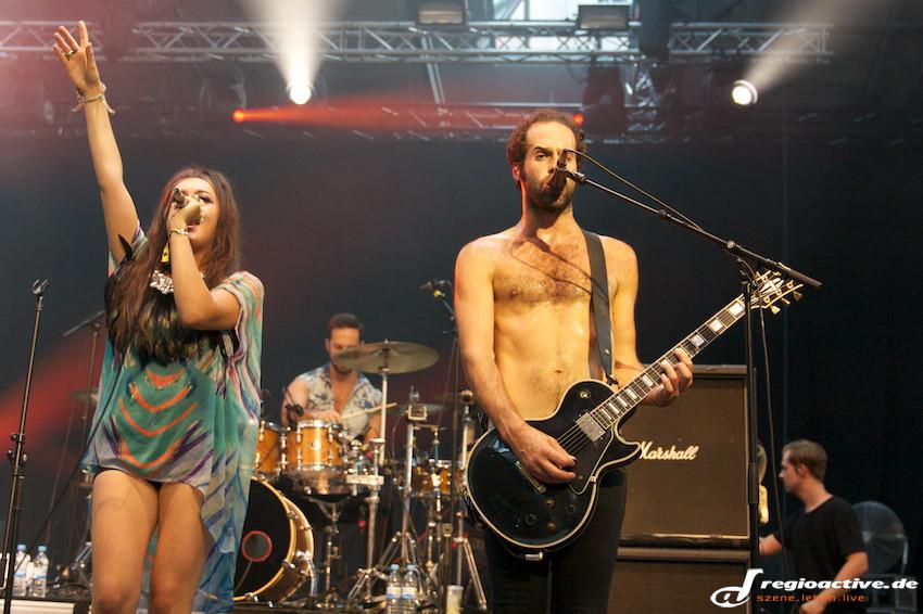 Crystal Fighters (live beim Berlin Festival 2014)