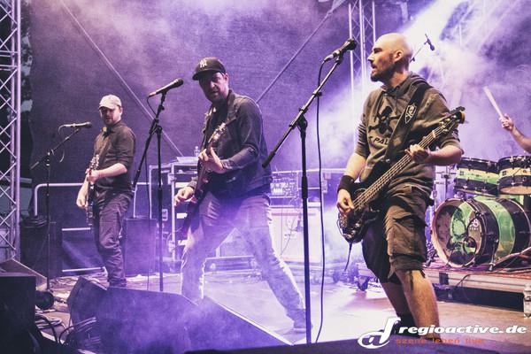 Nebelfrei - Fotos: Massendefekt live beim Soundgarden Festival 2014 